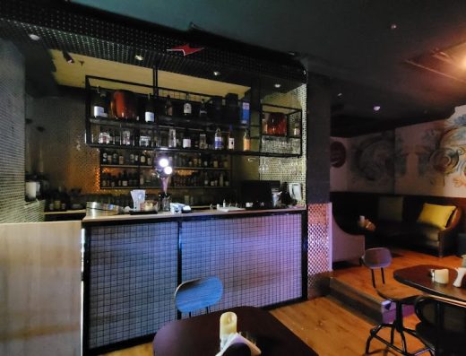 Cosmo Manila Bar